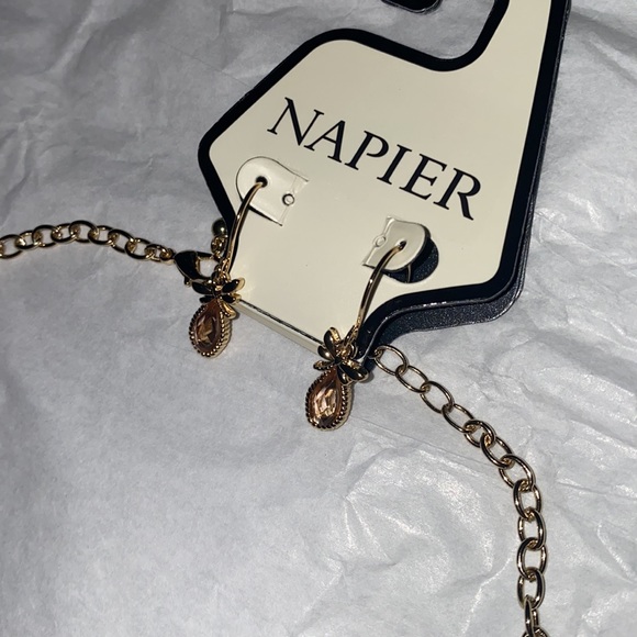 Napier Set - Picture 4 of 7